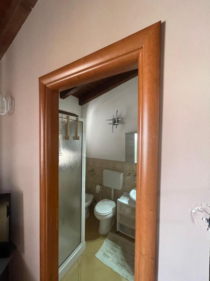 Sinyhouse Apartment แตร์ราซีนี ภายนอก รูปภาพ
